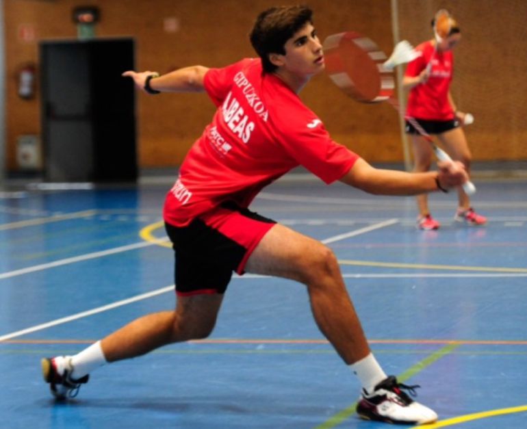 Xàtiva ofrece disfrutar del bádminton