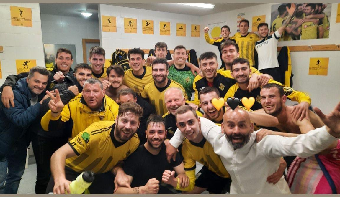 El CD Enguera roza el ascenso y quiere celebrar el título ya en Castelló