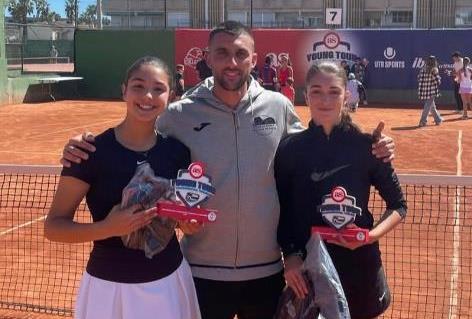 El CC Bixquert de Xàtiva suma y sigue con su cantera y sus veteranos