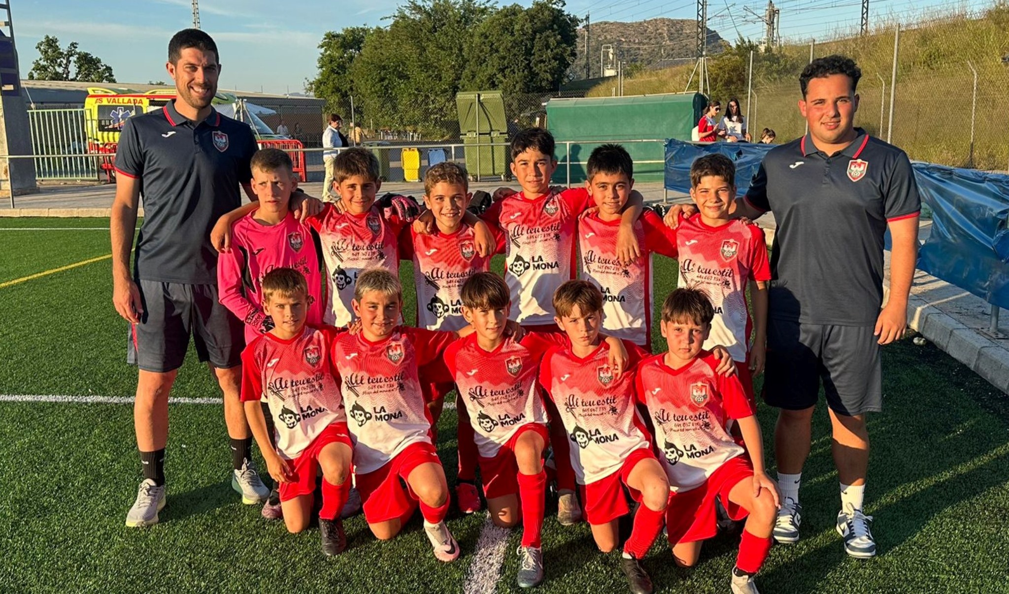 Xàtiva “mete los codos” en el fútbol base internacional