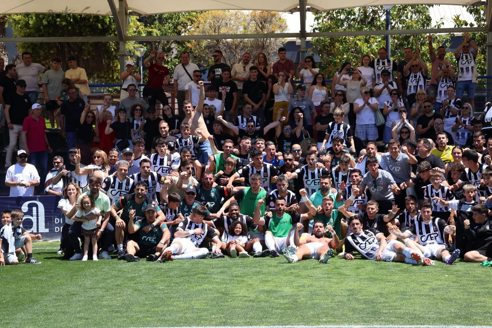 Remontada, orgullo y pasión: el Castellonense sigue vivo en el playoff de ascenso
