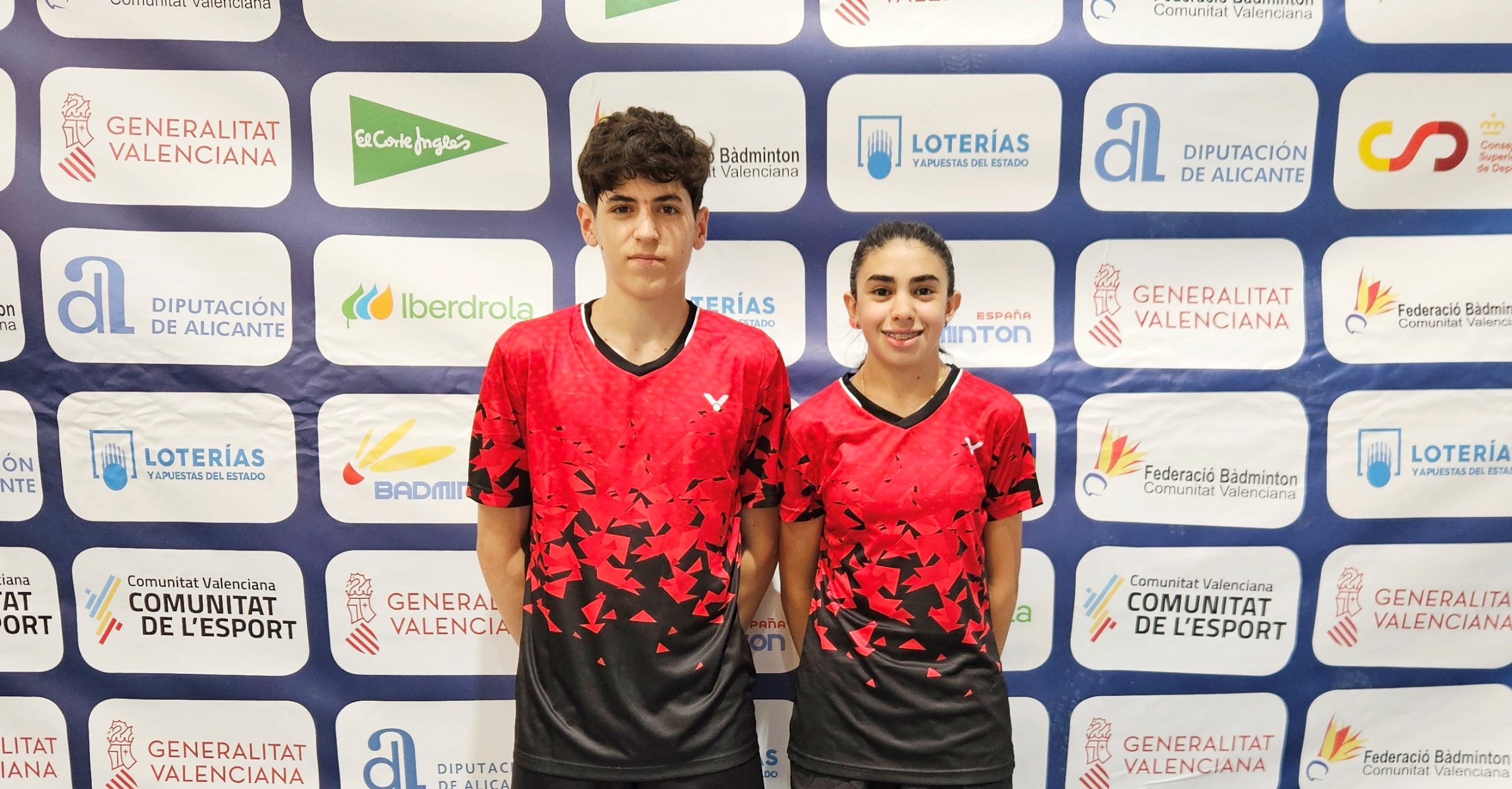 El bádminton setabense pisa Europa